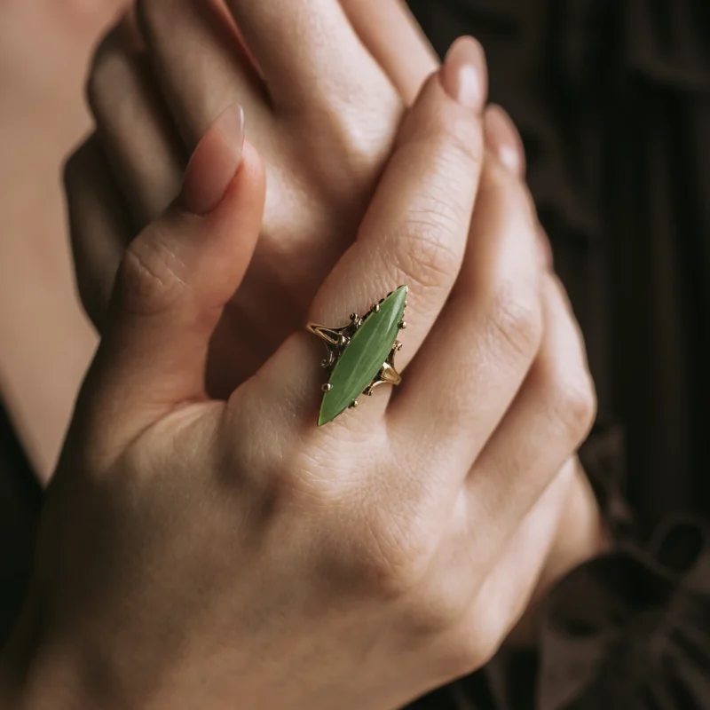 Alternative view of S6521 - Sortija gran jade