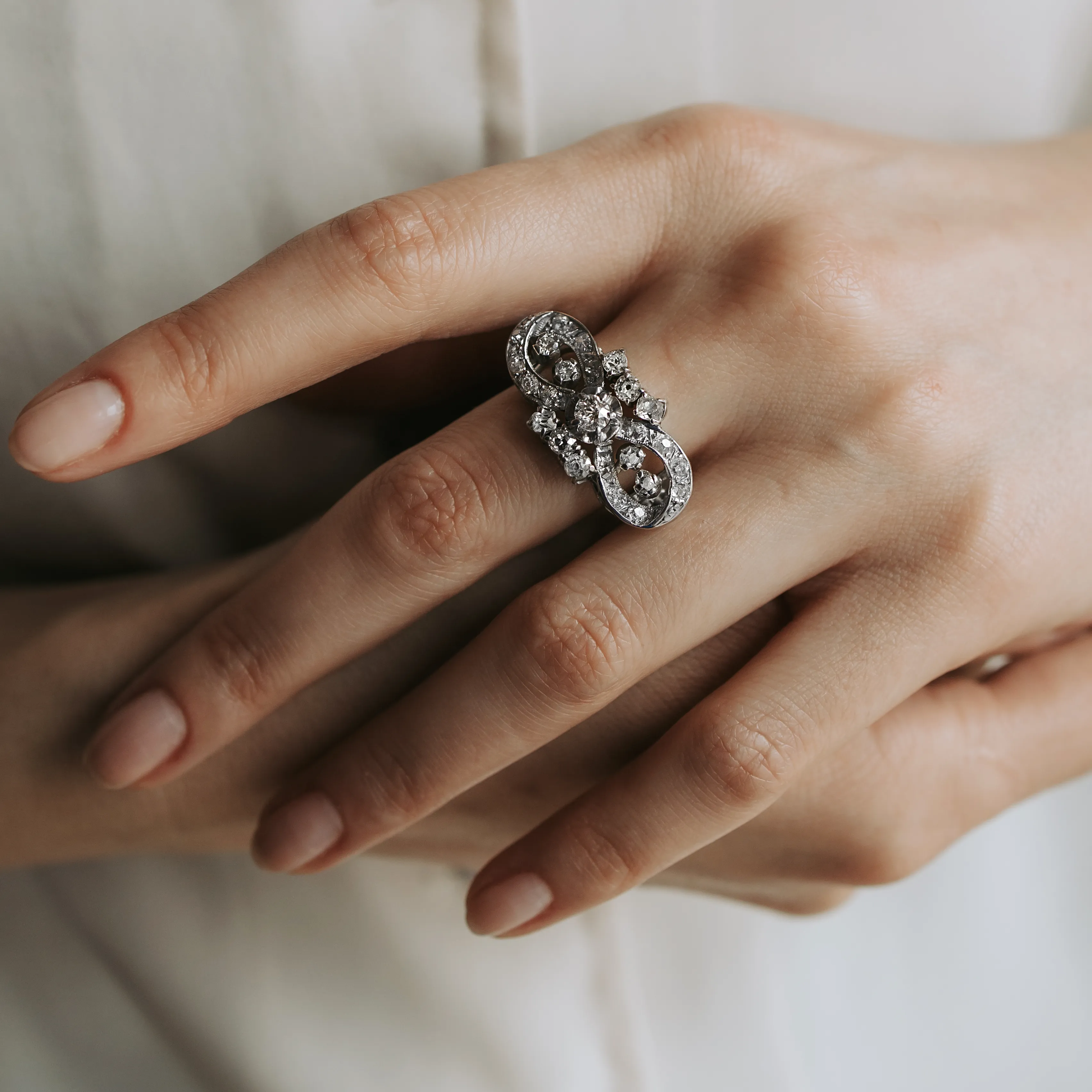 S6510 - Vintage bow ring 2 S6510 - Vintage bow ring - Image 2