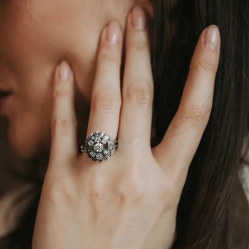 Alternative view of S6922 - Rosetón antiguo