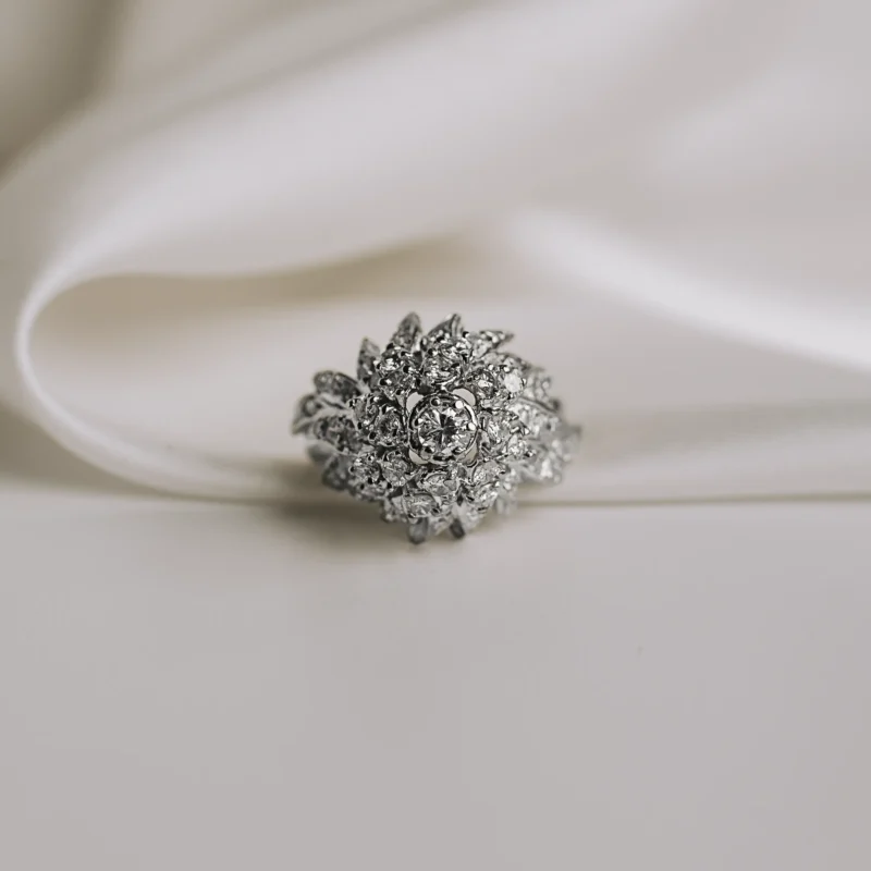 S7013 - Sortija floral vintage