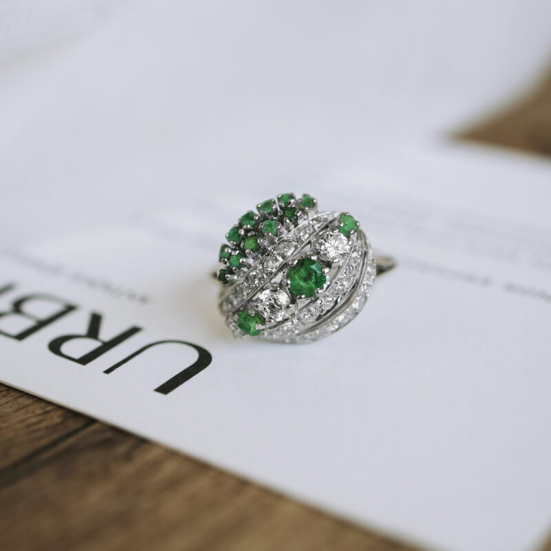 S4380.1 - Sortija esmeraldas y diamantes