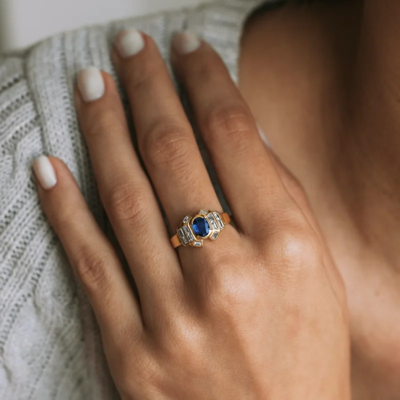 Alternative view of S6950 - Sortija zafiro y diamantes