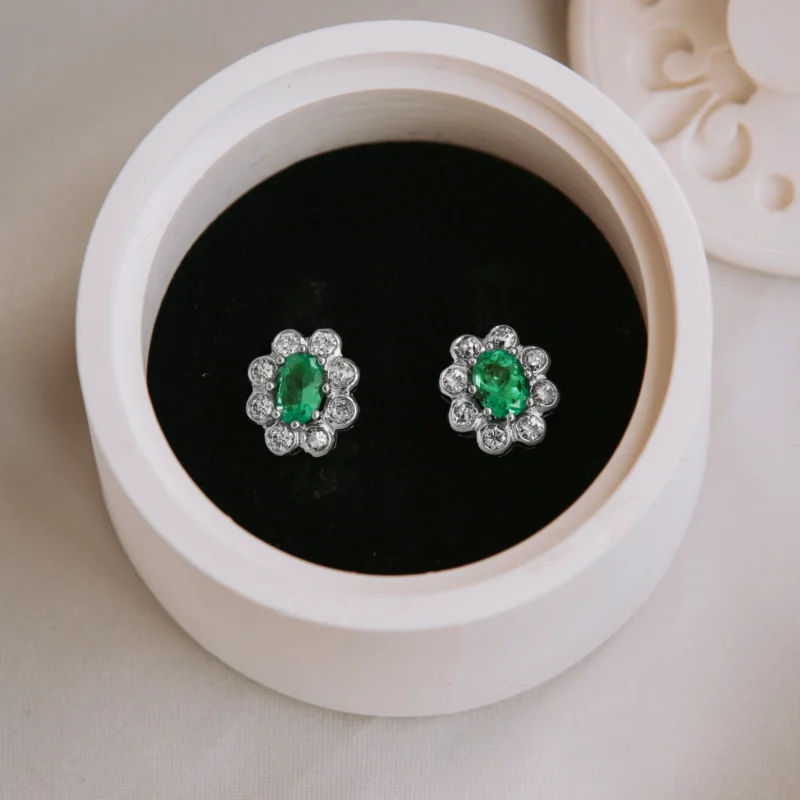 P7172 - Pendientes rosetas esmeraldas