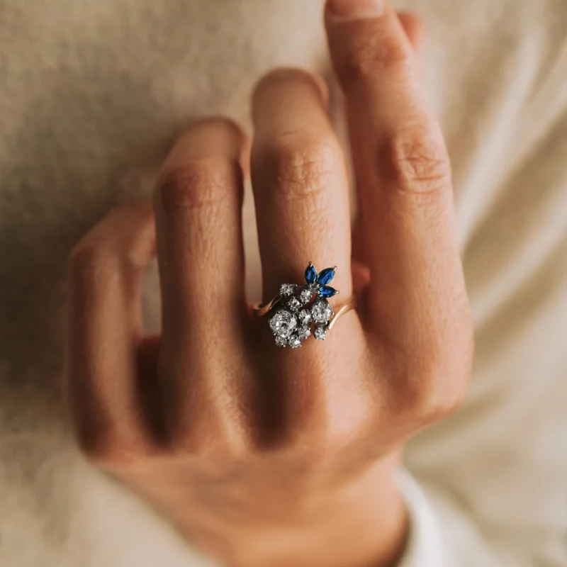 Alternative view of S7406 - Sortija diamantes y zafiros