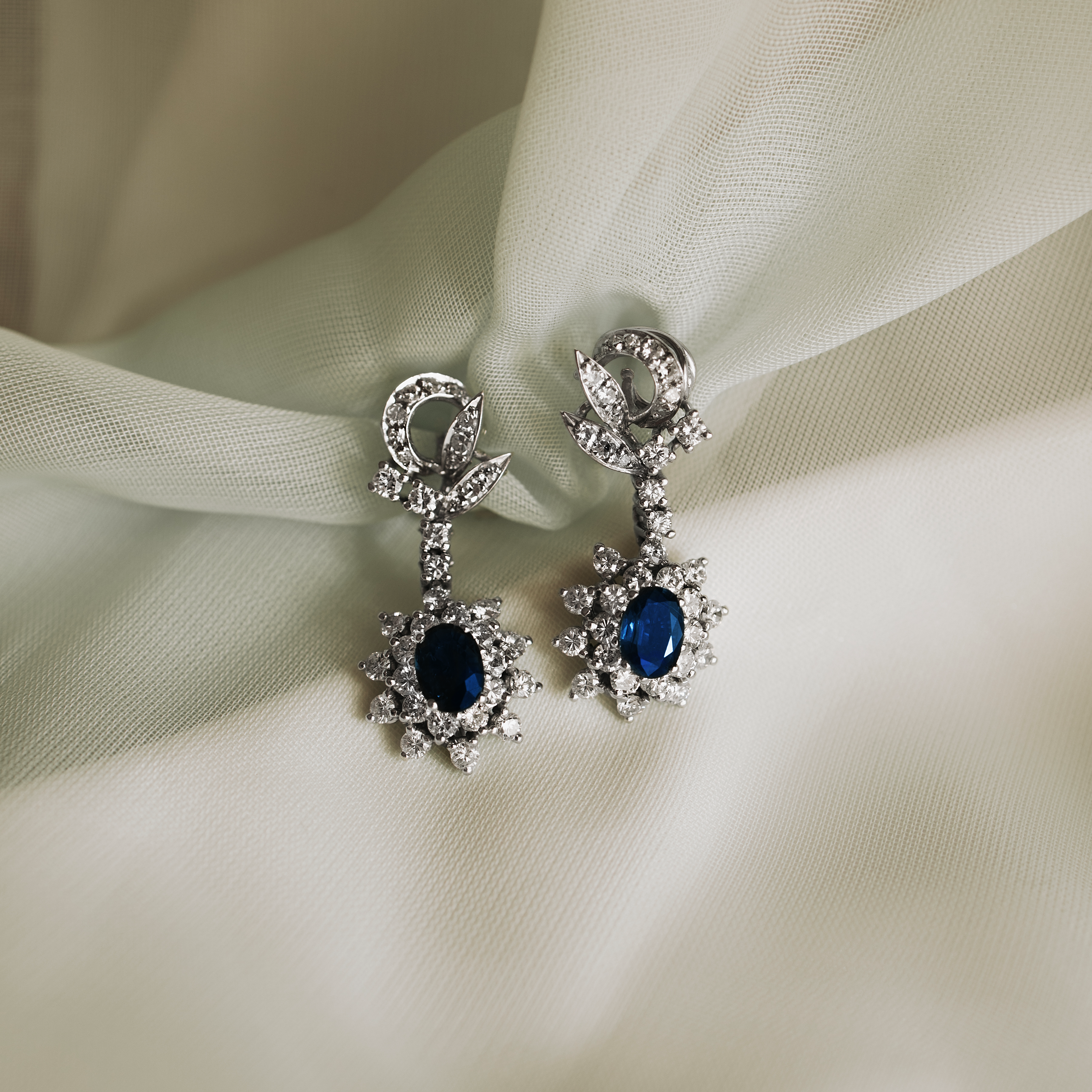 P7181 - Sapphire and diamond earrings 1 P7181 - Sapphire and diamond earrings