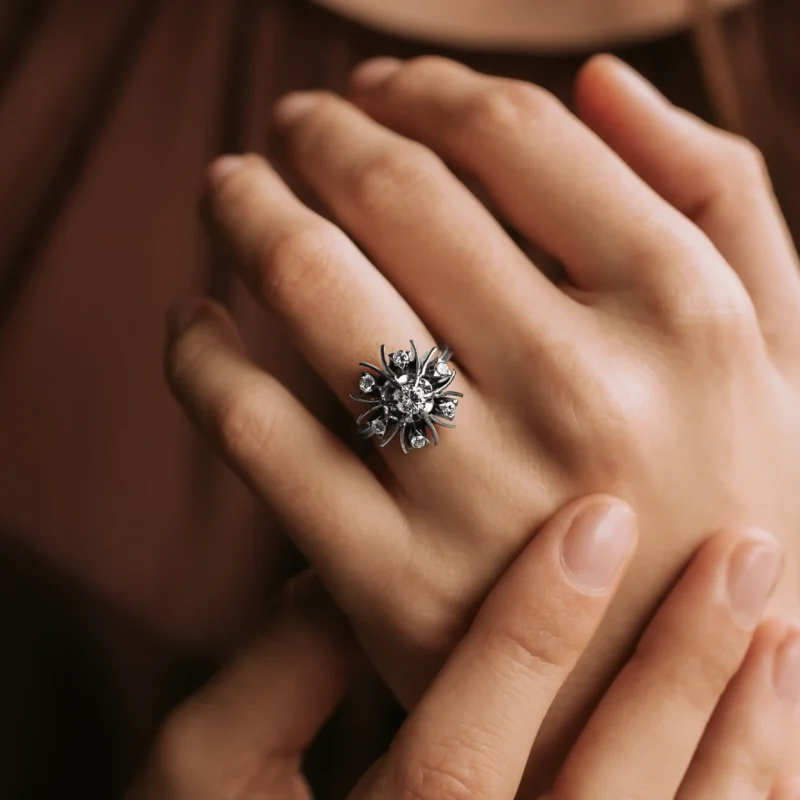 S7304 - Vintage Rosette ring 4 S7304 - Vintage Rosette ring - Image 2