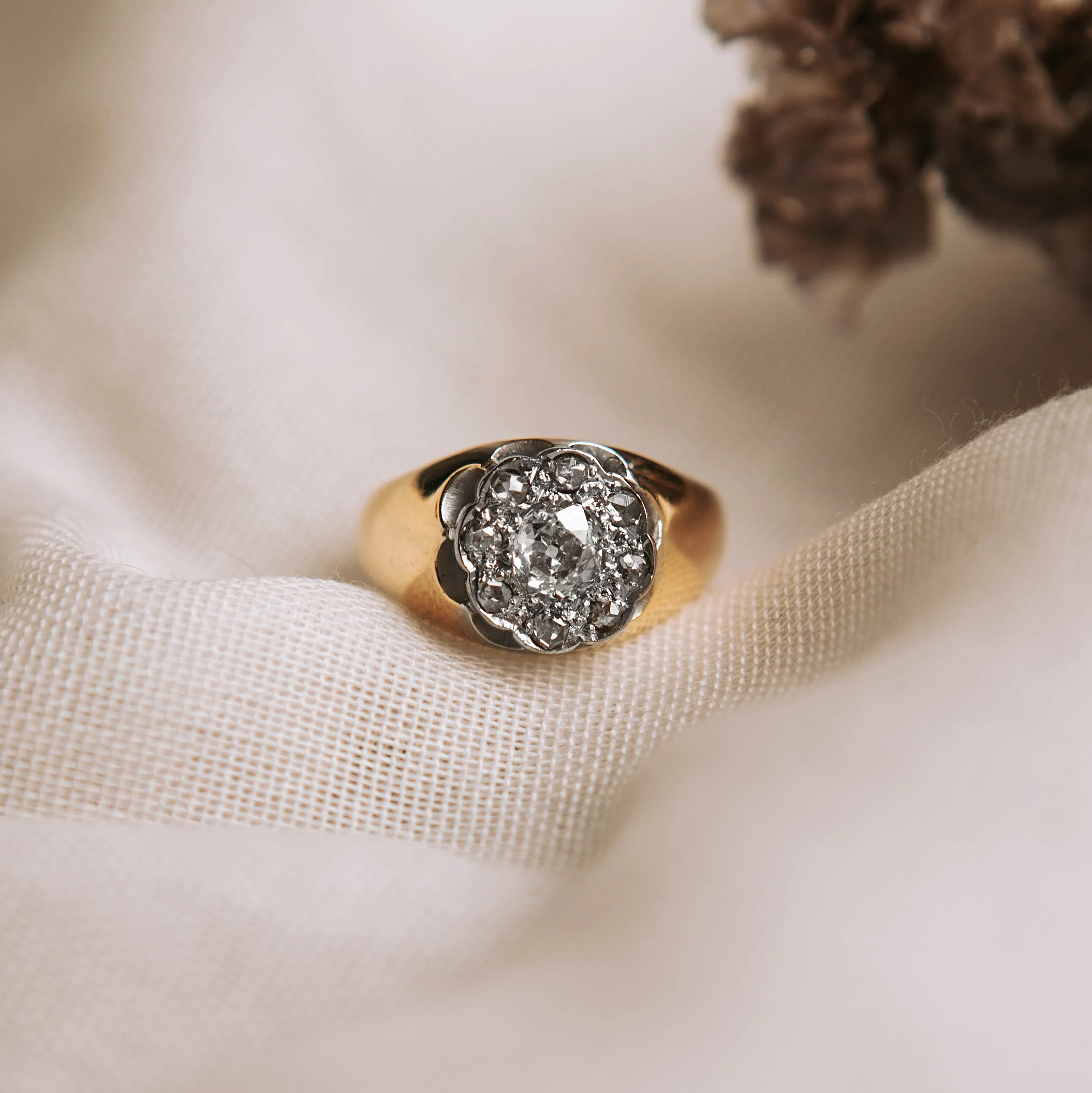 S7427 - 19th Century Cluster Ring 1 S7427 - 19th Century Cluster Ring