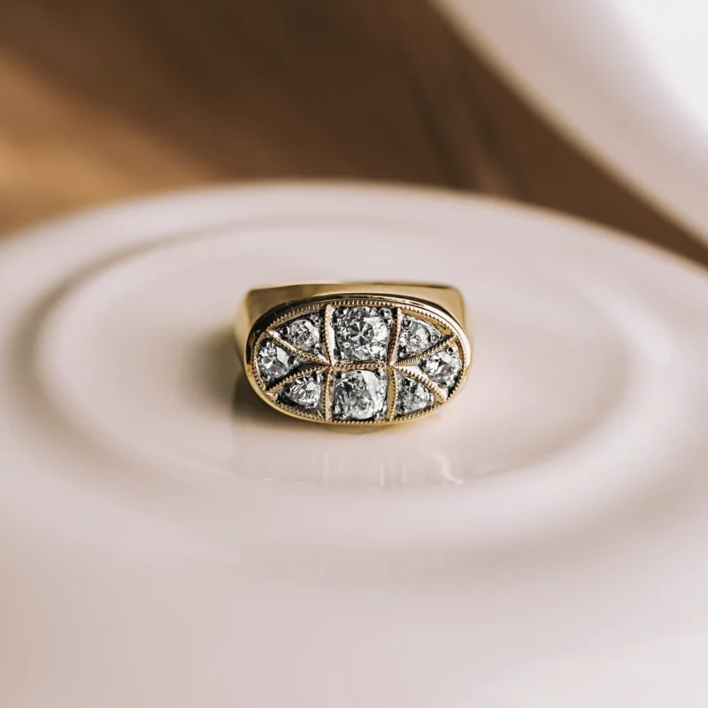 S7399 - Antique Signet Ring