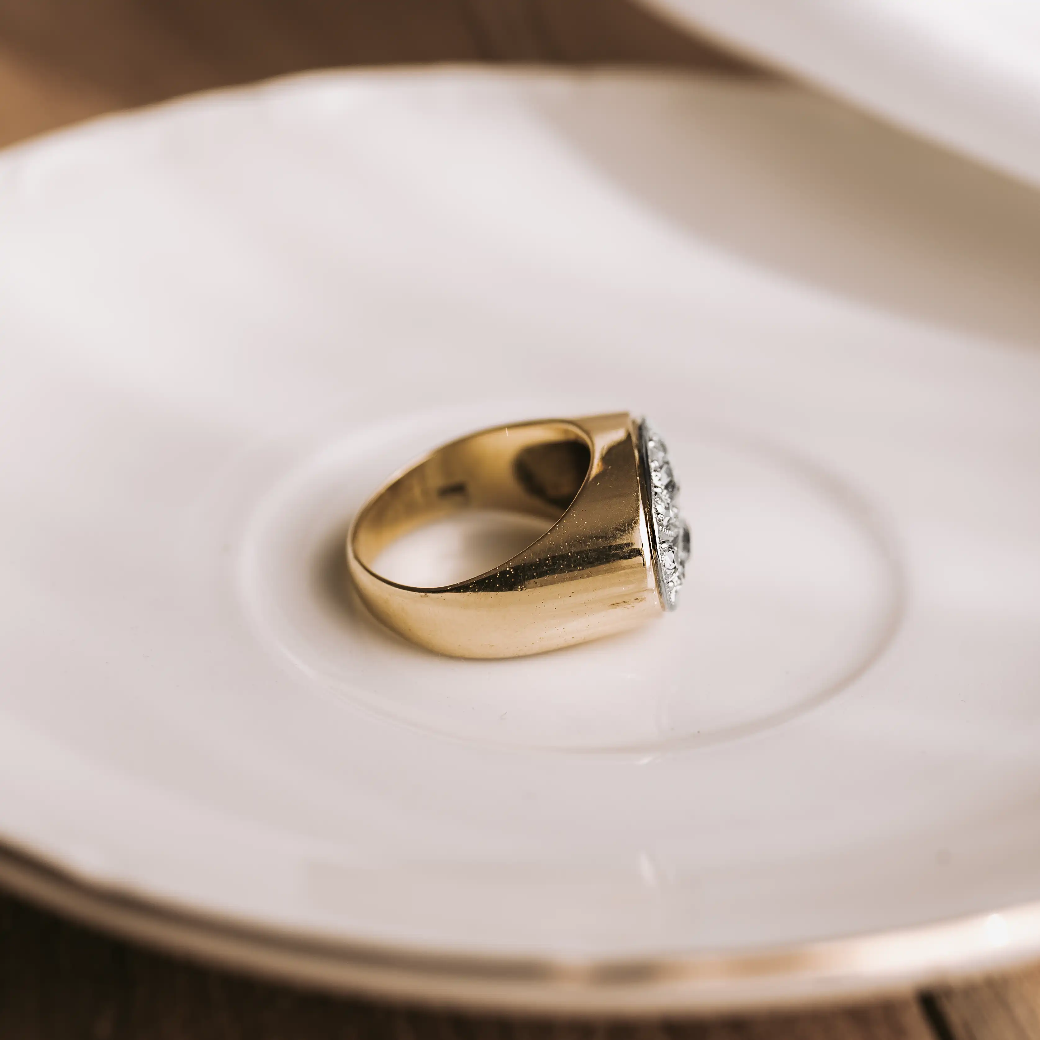 S7399 - Antique Signet Ring 3 S7399 - Antique Signet Ring - Image 3