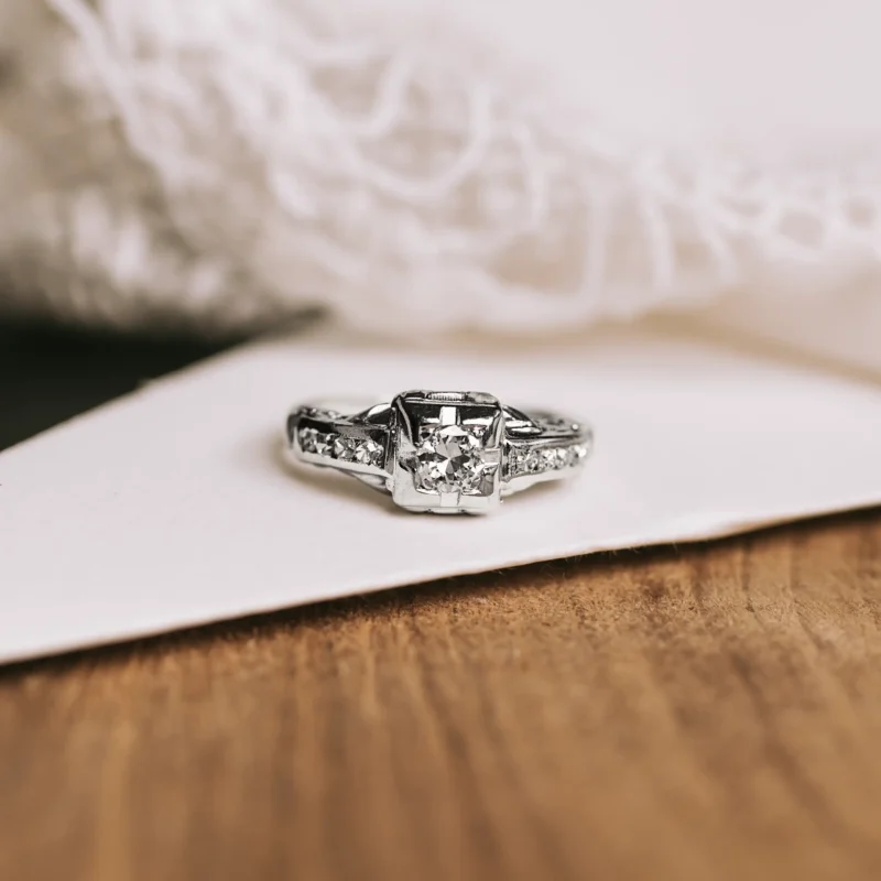 S7852 - Solitario vintage