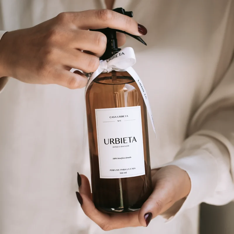 Alternative view of Perfume para la casa solidario