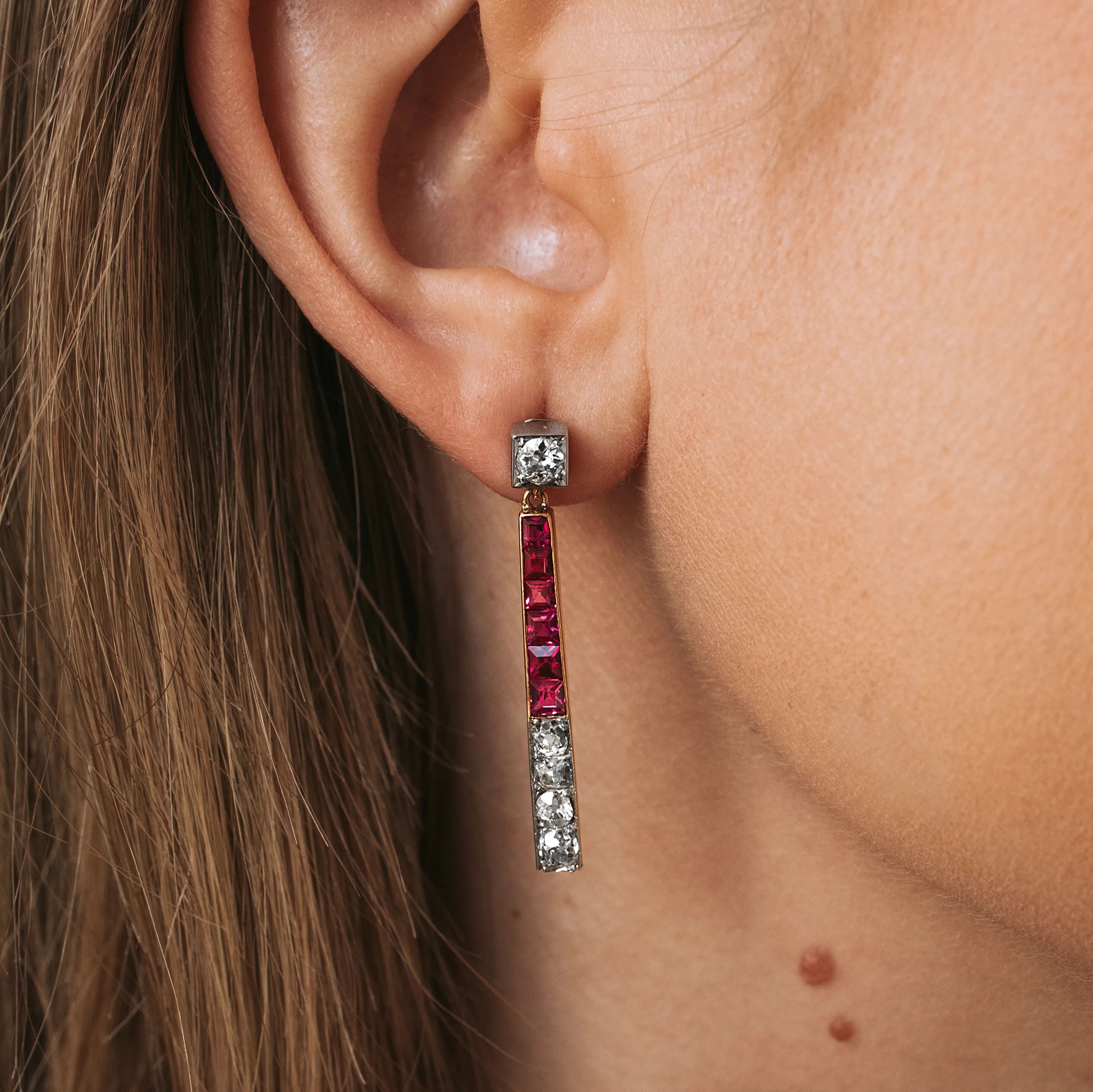 P6850 - Pendientes diamantes y rubíes 2 P6850 - Pendientes diamantes y rubíes - Imagen 2