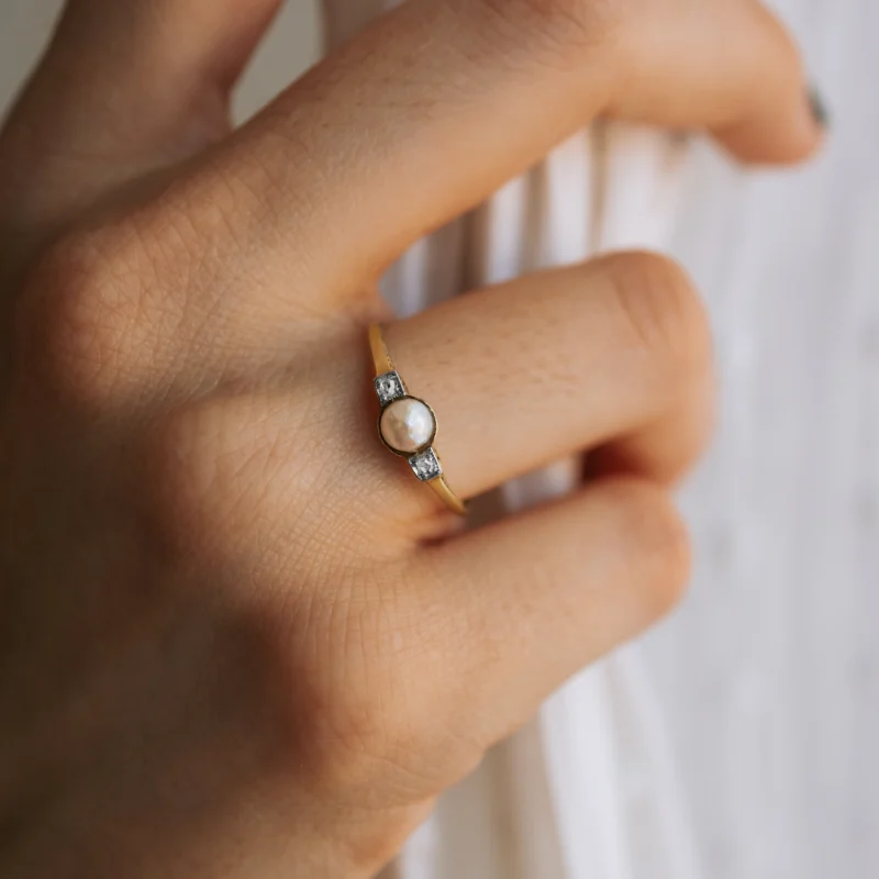 Alternative view of S7831 - Tresillo perla y diamantes