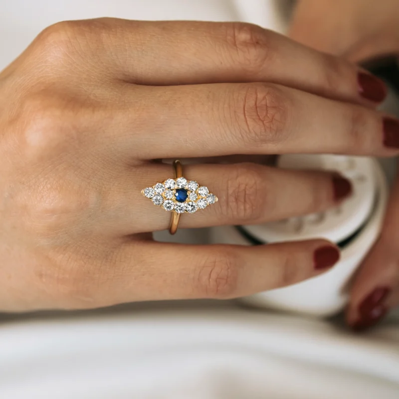 Alternative view of S4246 - Lanzadera zafiro y diamantes