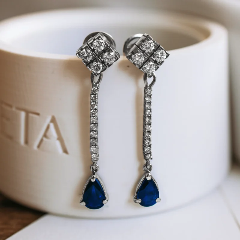 P6153 - Pendientes zafiros y diamantes