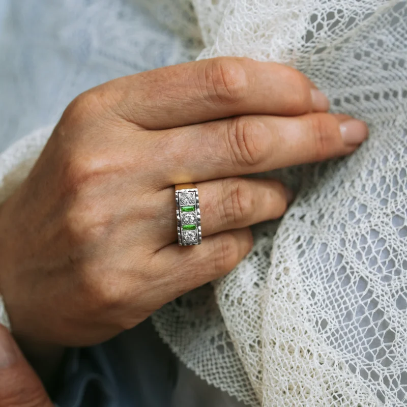 S7060 - Tresillo chevalier diamantes y esmeraldas - Imagen 2