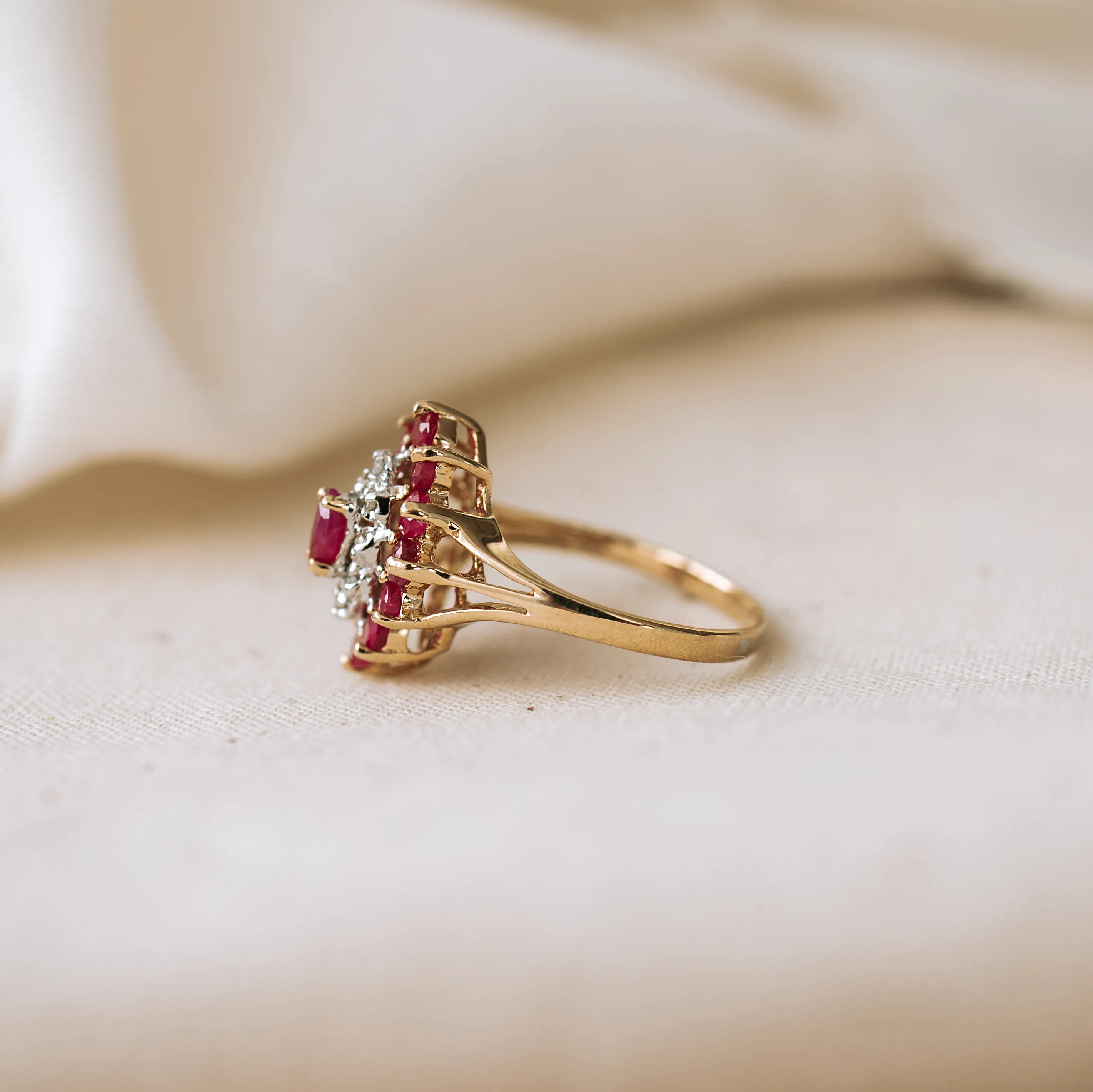 S7986 - Rosetón rubíes y diamantes 3 S7986 - Rosetón rubíes y diamantes - Imagen 3