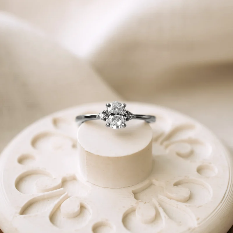S7995 - Solitario vintage