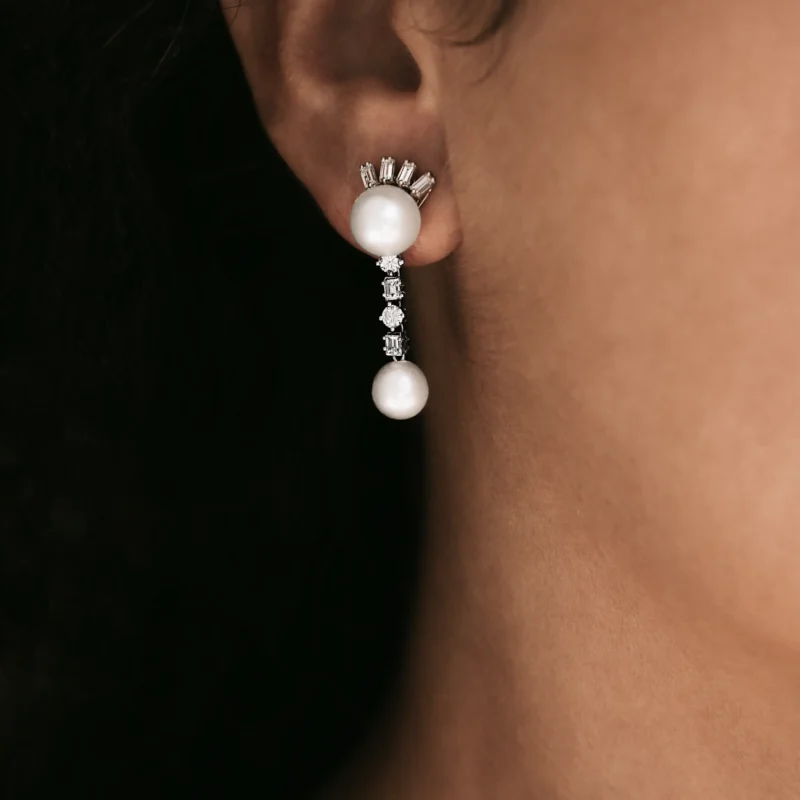 Alternative view of P3942 - Pendientes perlas y diamantes