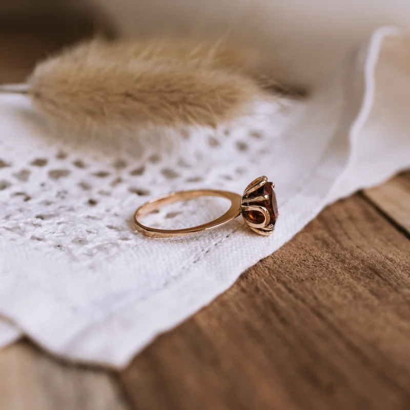 S7657 - Sortija vintage granate - Imagen 3