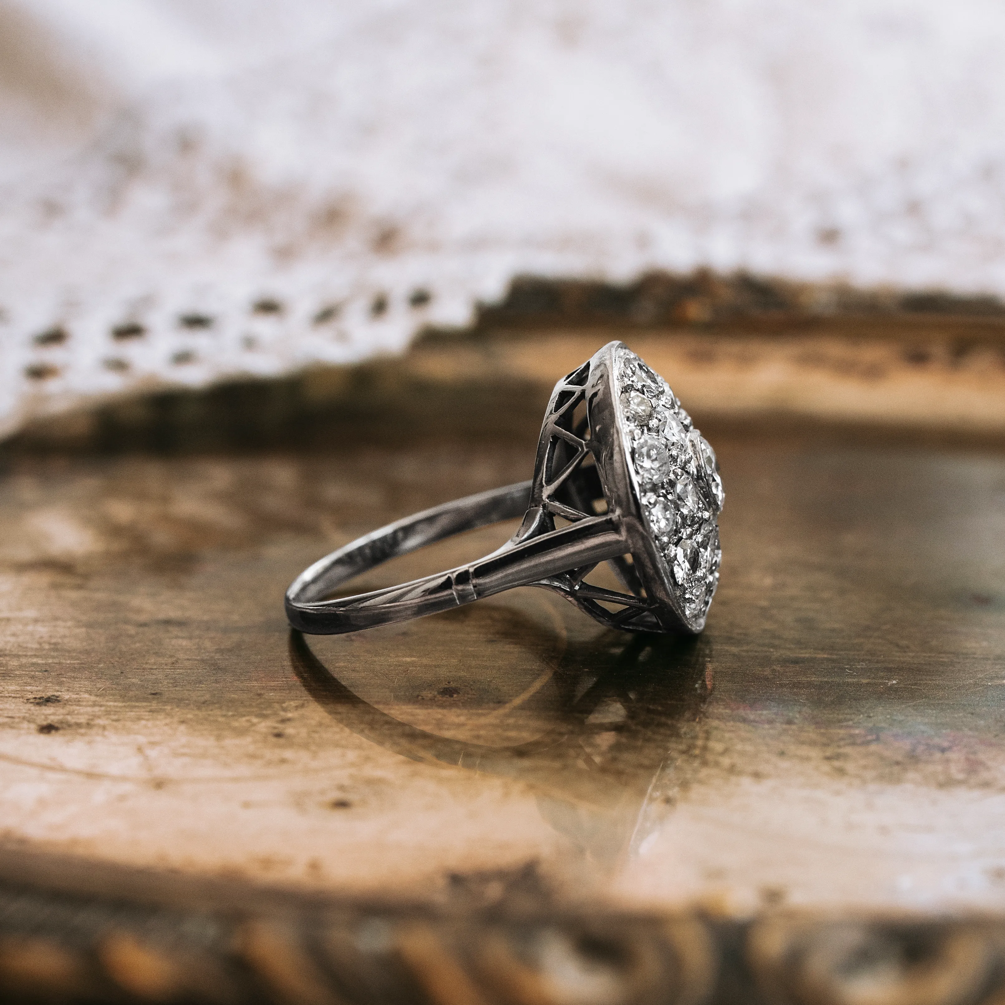 S8078 - Vintage Rosette Ring 3 S8078 - Vintage Rosette Ring - Image 3