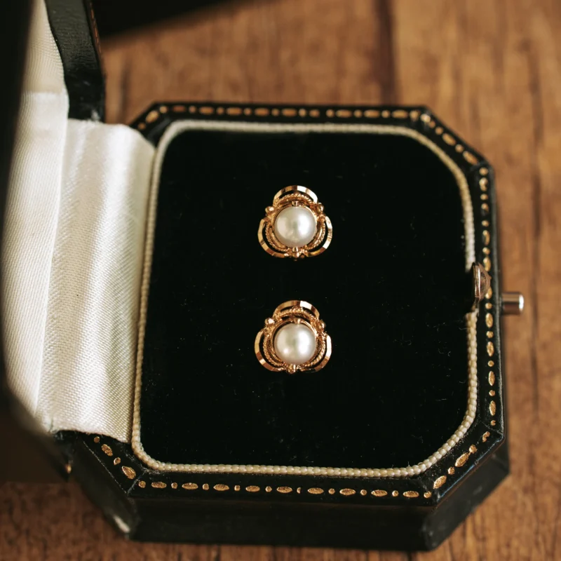 P7564 - Pendientes antiguos perlas