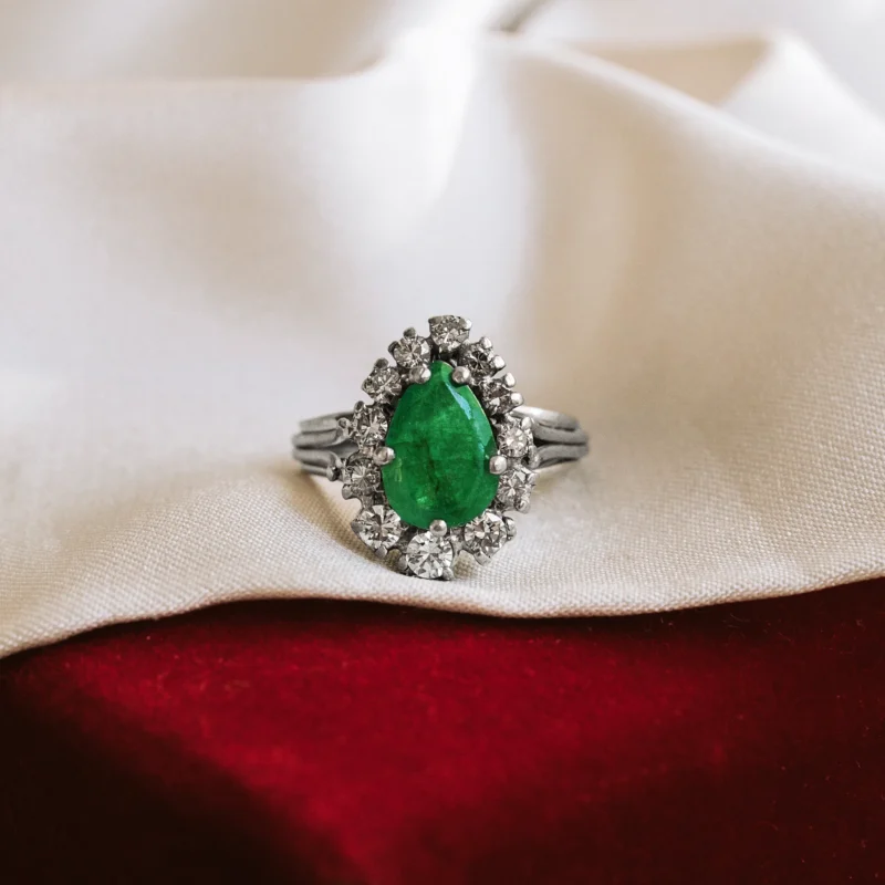 S8087 - Roseta vintage esmeralda