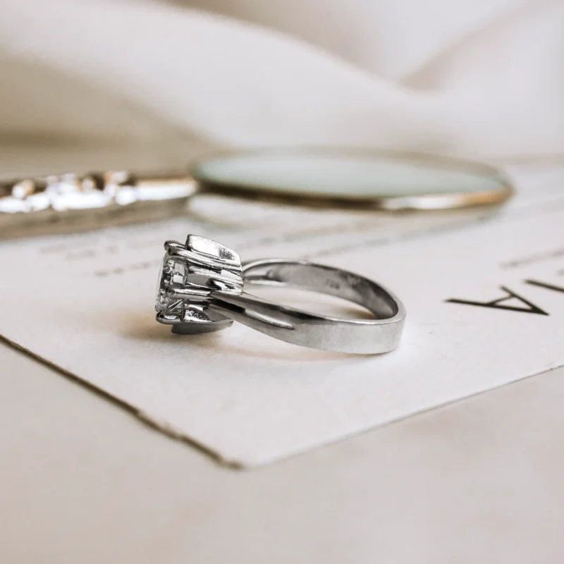 S8302 - Vintage solitaire ring - Image 3