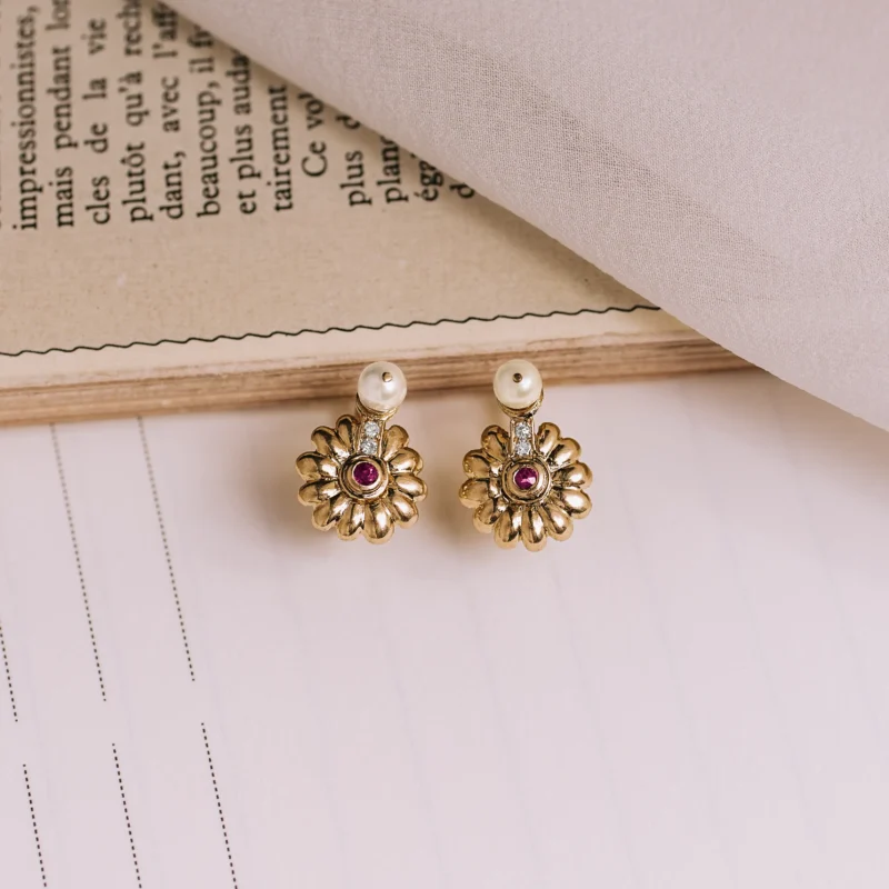 P7752 - Pendientes diamantes, rubíes y perlas