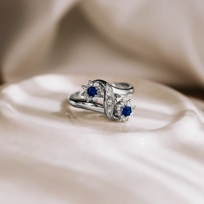 S8382 - Double cluster ring
