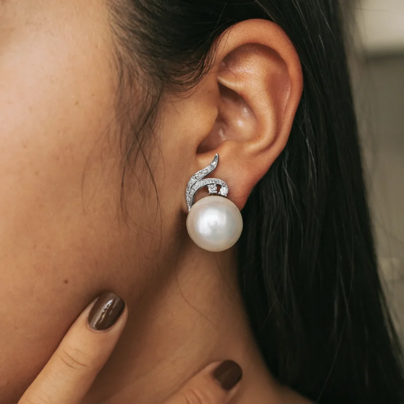 Alternative view of P6747 - Pendientes perlas y diamantes
