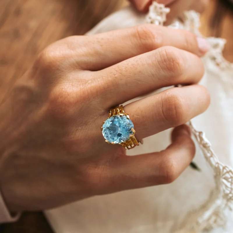 Alternative view of S7715 - Vintage topaz ring