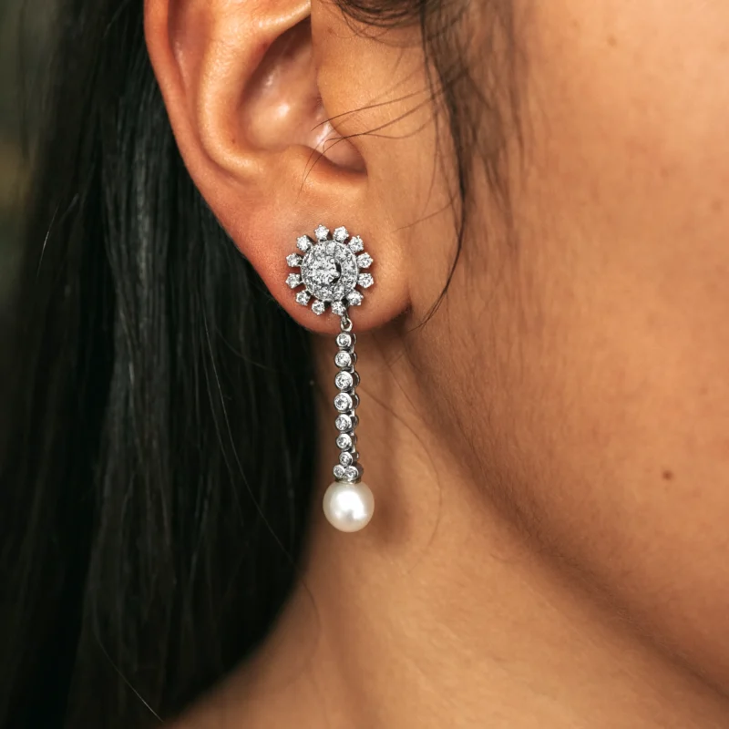 P8333 - Pendientes diamantes y perlas - Imagen 2