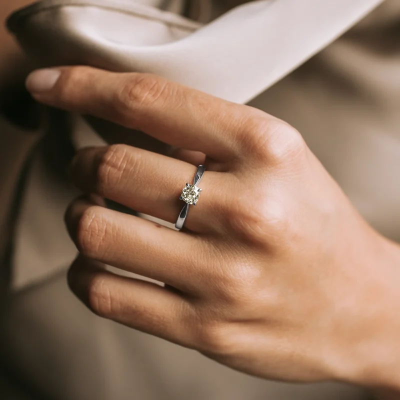 Alternative view of S8290 - Solitario vintage