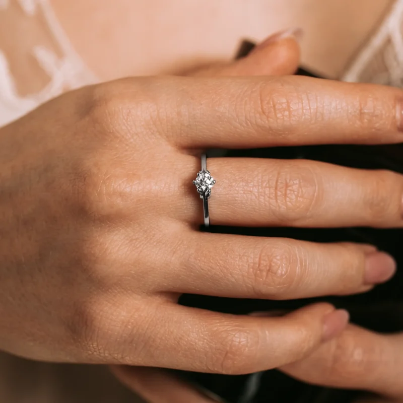 Alternative view of S8357 - Solitario vintage